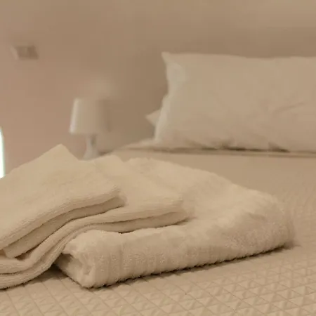 Urban Nest Будинок відпочинку Барі