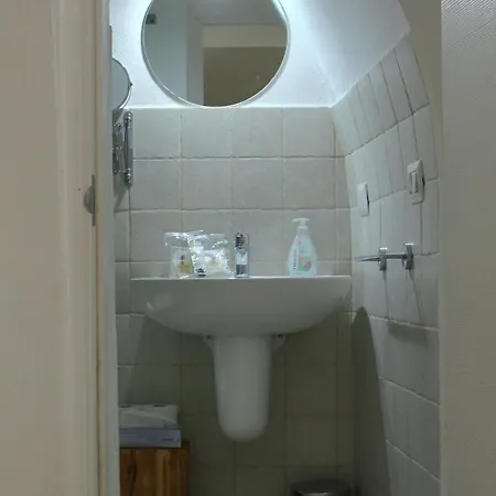 Urban Nest Semesterbostad Bari