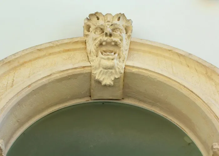 Urban Nest Holiday home *